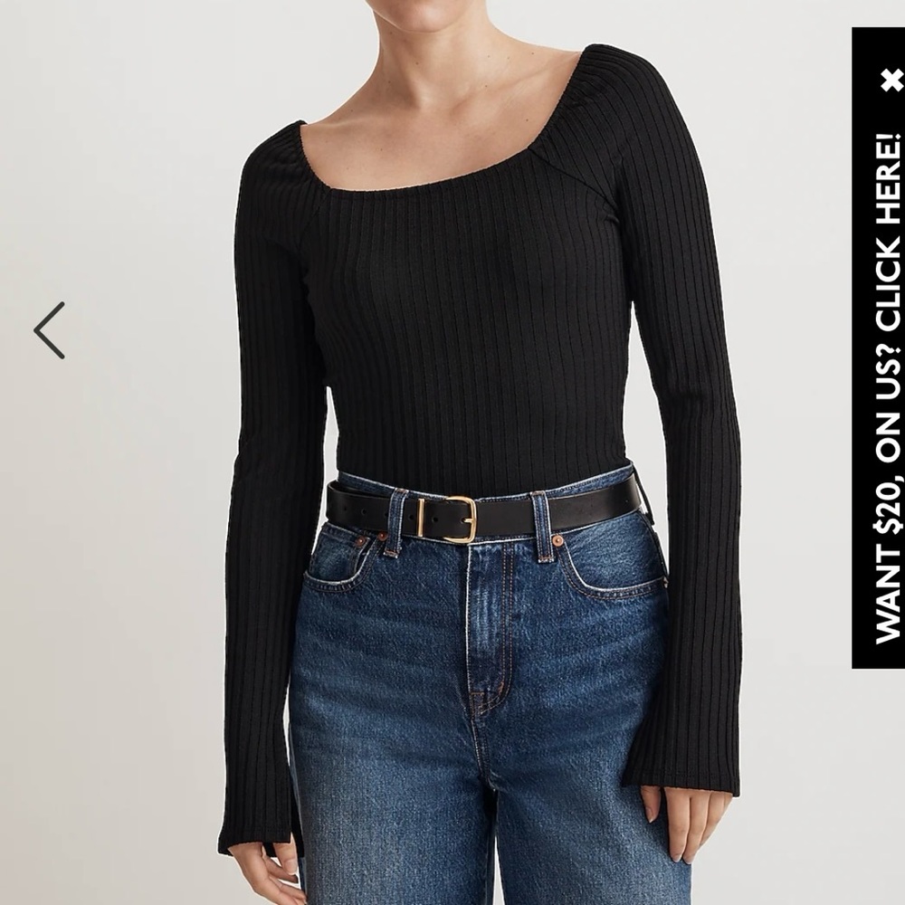 NWT 🖤 Ribbed Square Neck Long Sleeve Top